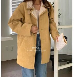 Pretty color PU leather and faux fur coat